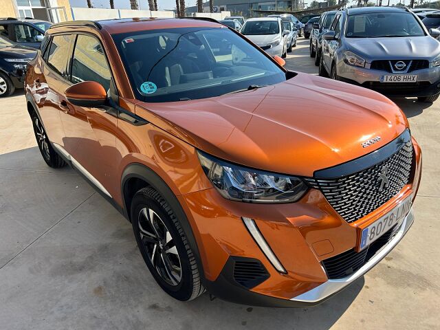 PEUGEOT 2008 ALLURE 1.2 E-THP AUTO SPANISH LHD IN SPAIN 49000 MILES SUPERB 2021